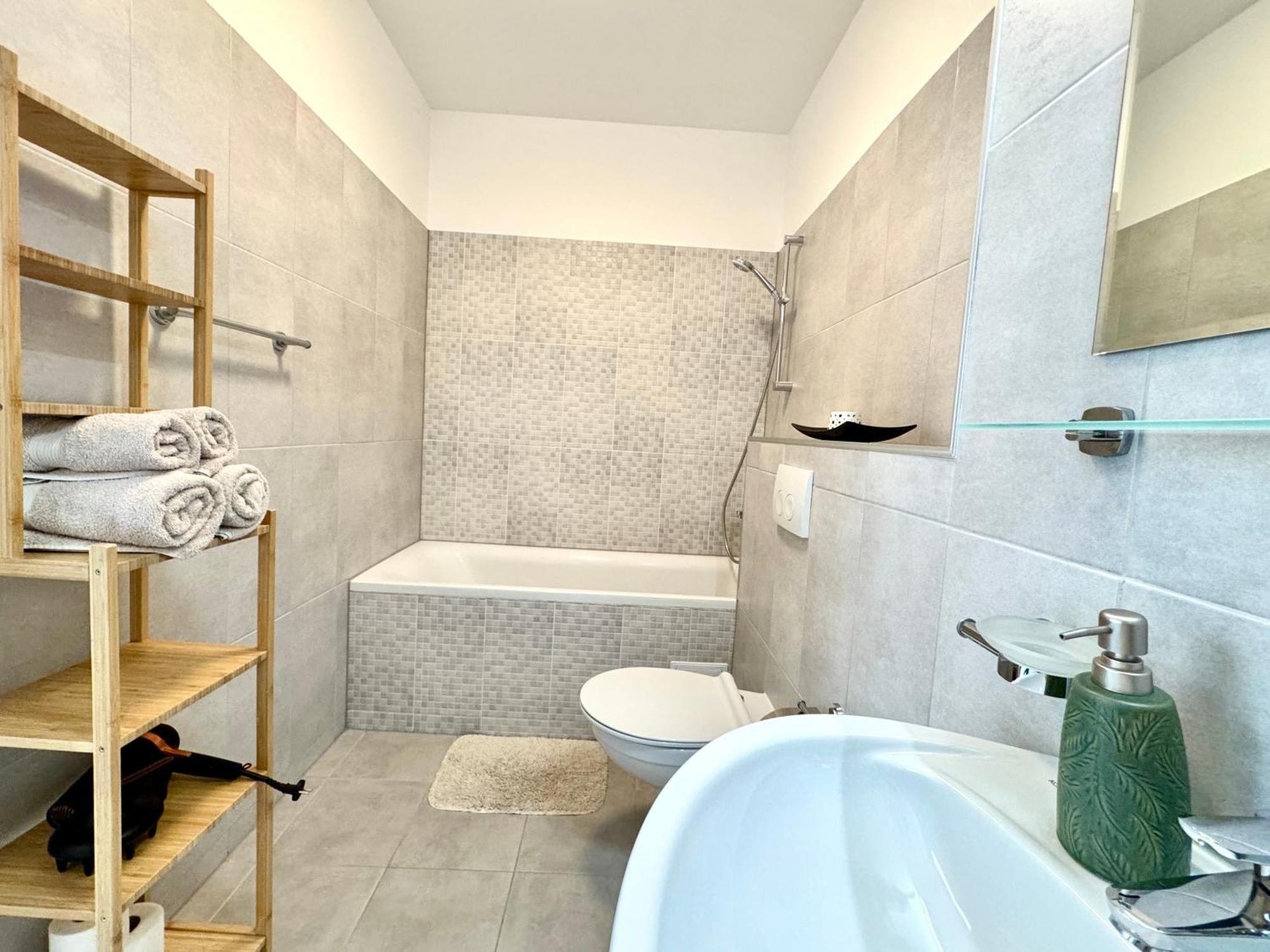 Luca'S Forest Apartment Temešvár Exteriér fotografie